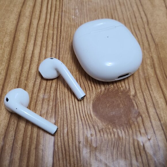 Onn Wireless Bluetooth earphones (AS IS) - Picture 2 of 3